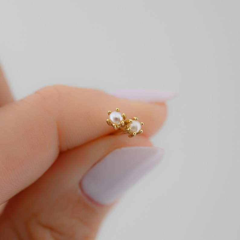 AneJewelryGL Minimalist Dainty Pearl Stud Earrings