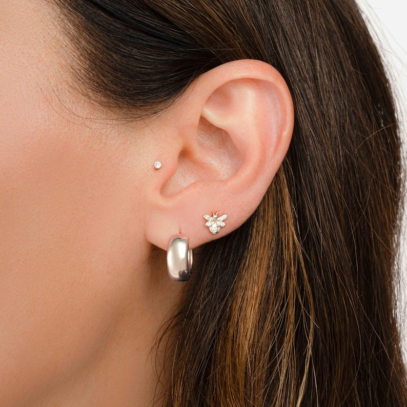 AneJewelryGL Vintage Gold Bee Stud Earrings