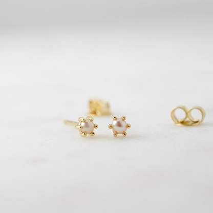 AneJewelryGL Minimalist Dainty Pearl Stud Earrings